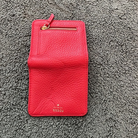 Good condition Fossil Small Wallet - Picture 5 of 6